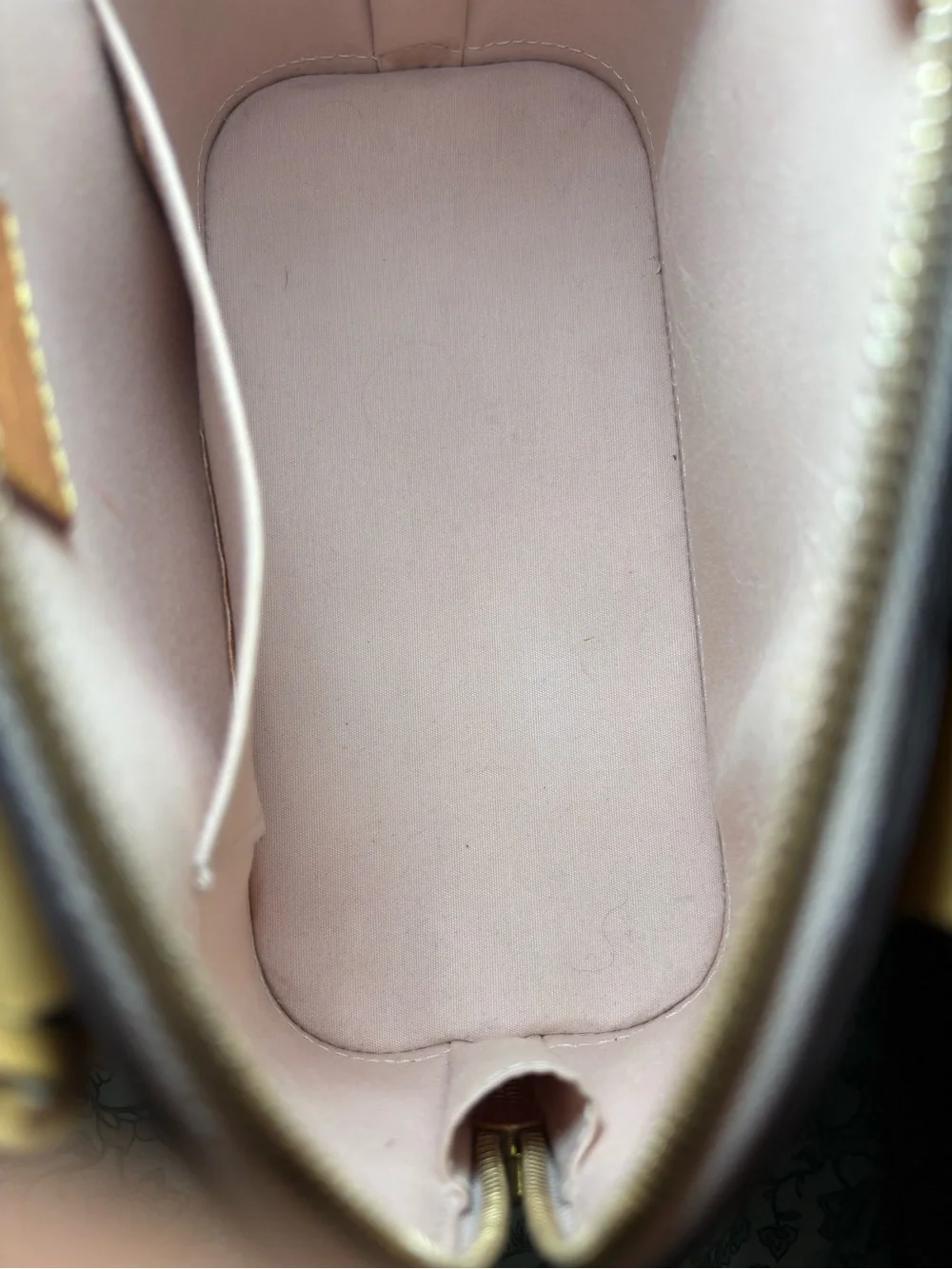 Louis Vuitton Vernis Alma BB Satchel in Beige Patent